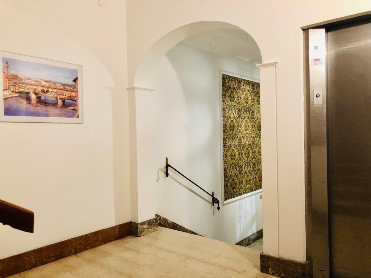 Florence Libertà apartment with balcony Florença Exterior foto